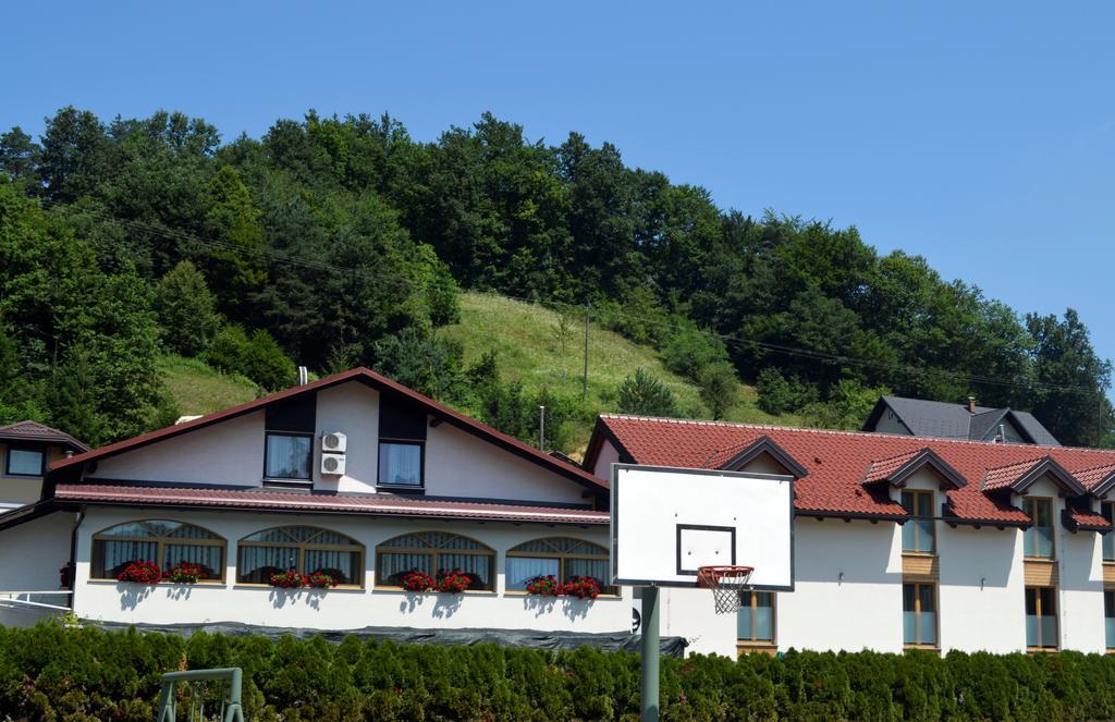 Guest House Gostisce Jutrisa Rogatec Экстерьер фото