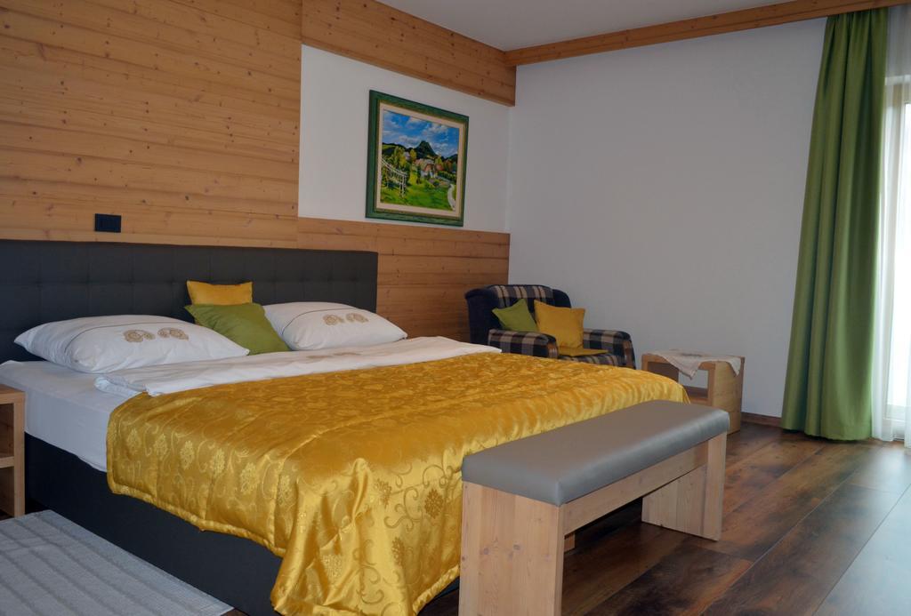 Guest House Gostisce Jutrisa Rogatec Экстерьер фото